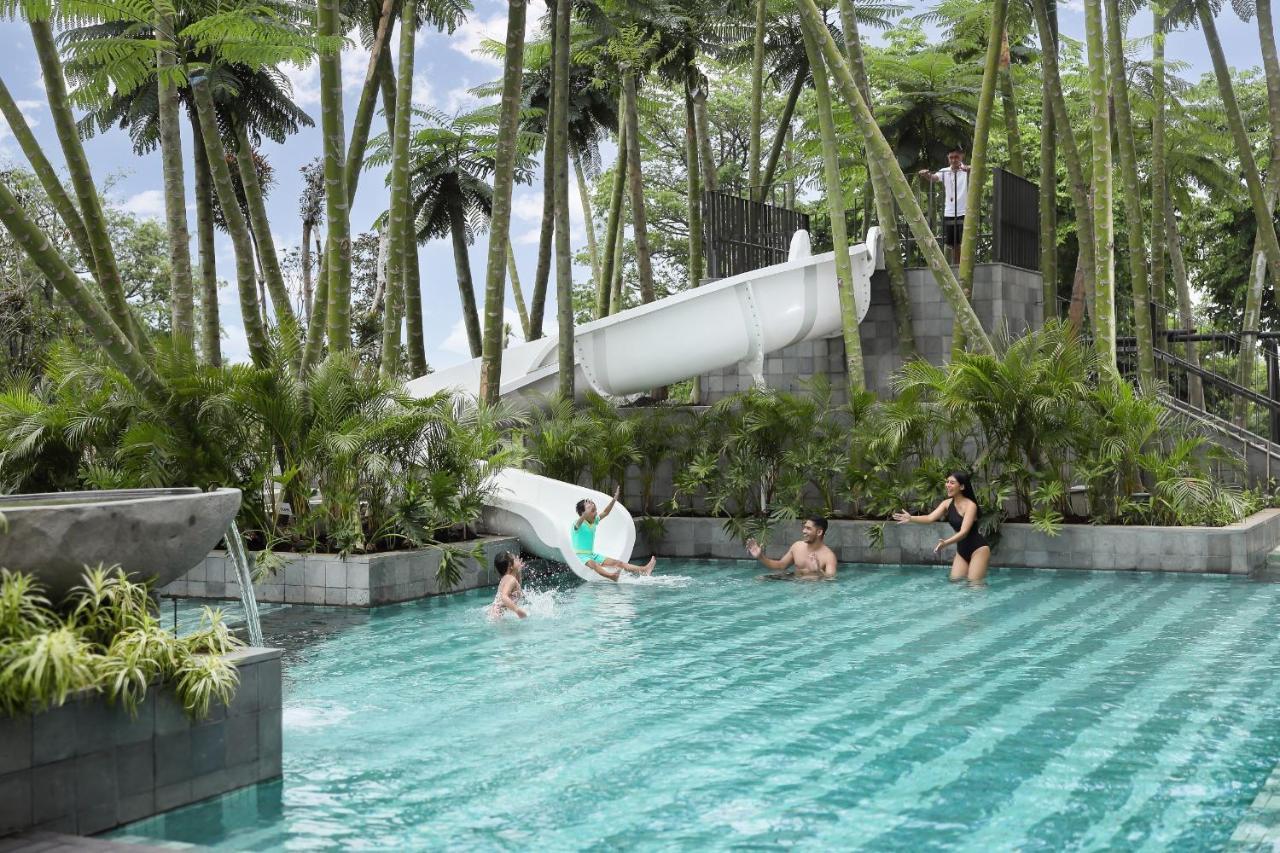 Padma Hotel Semarang Dış mekan fotoğraf