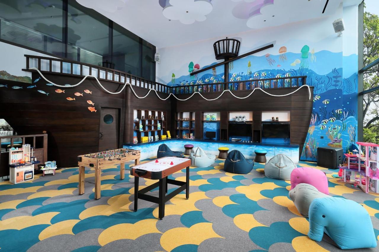 Padma Hotel Semarang Dış mekan fotoğraf