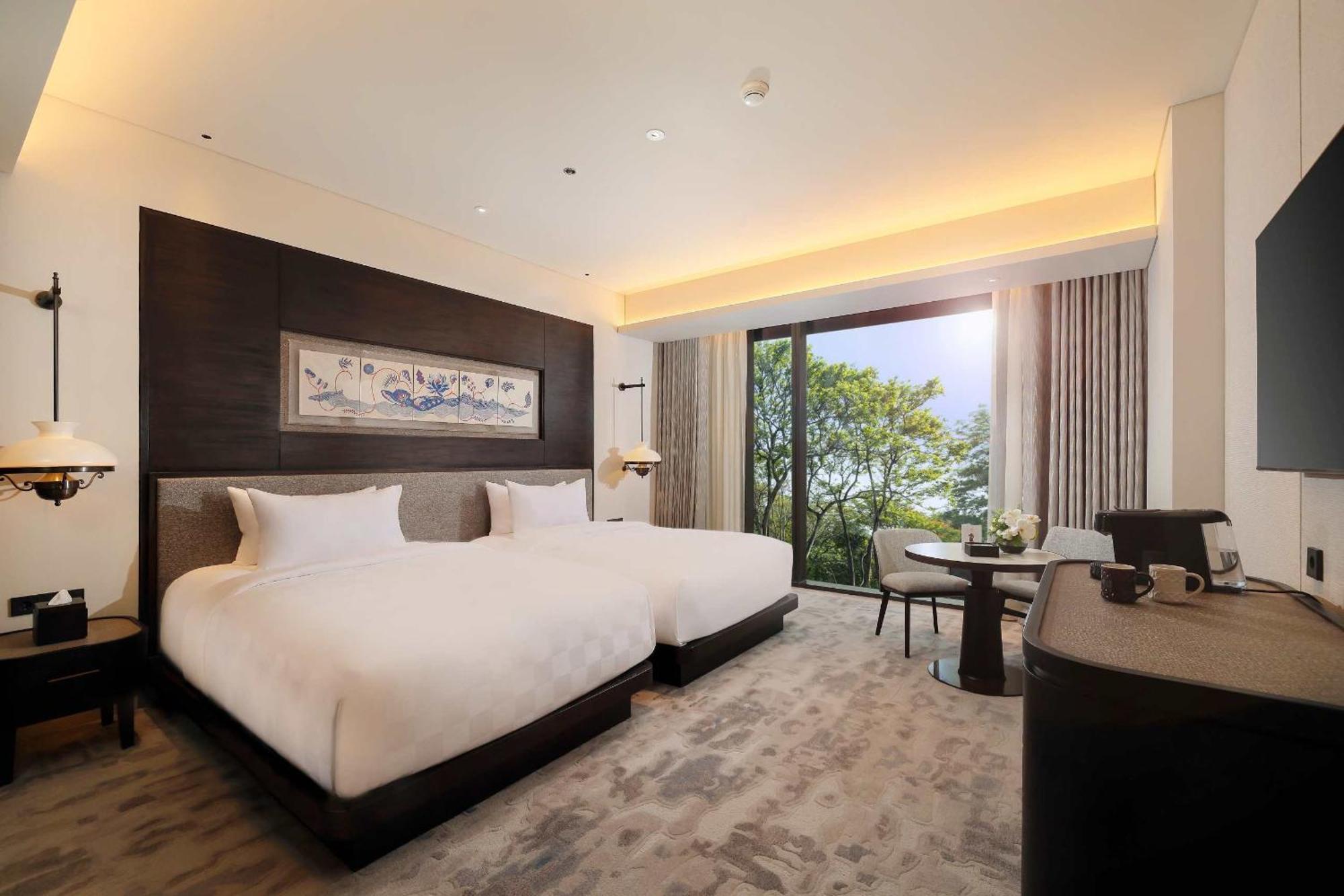 Padma Hotel Semarang Dış mekan fotoğraf